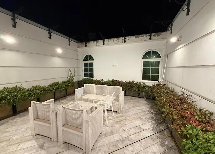 Lejlighed Atrium Luxe Apartment, Sauk,