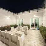 Atrium Luxe Apartment, Sauk, Apartment *