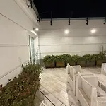 Atrium Luxe Apartment, Sauk, Tirana