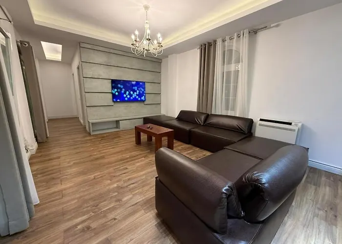 Atrium Luxe Apartment, Sauk, * Tirana