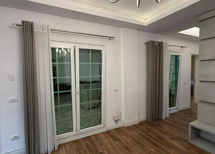 Atrium Luxe Apartment, Sauk, Apartment Tirana